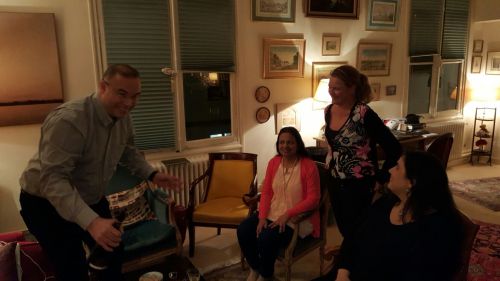 5e105c99a07903ff46e04774528e2683-1