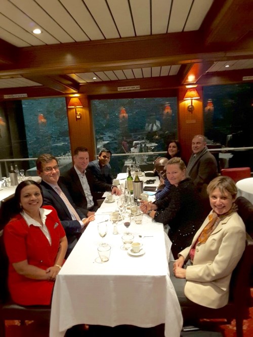 8f30852bd0a5054943422c421065b31d