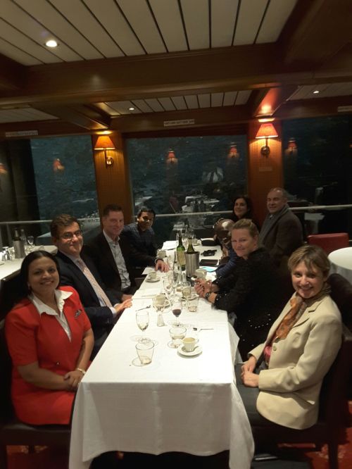 a43df9fece00a8b6f192a37d002707be-1